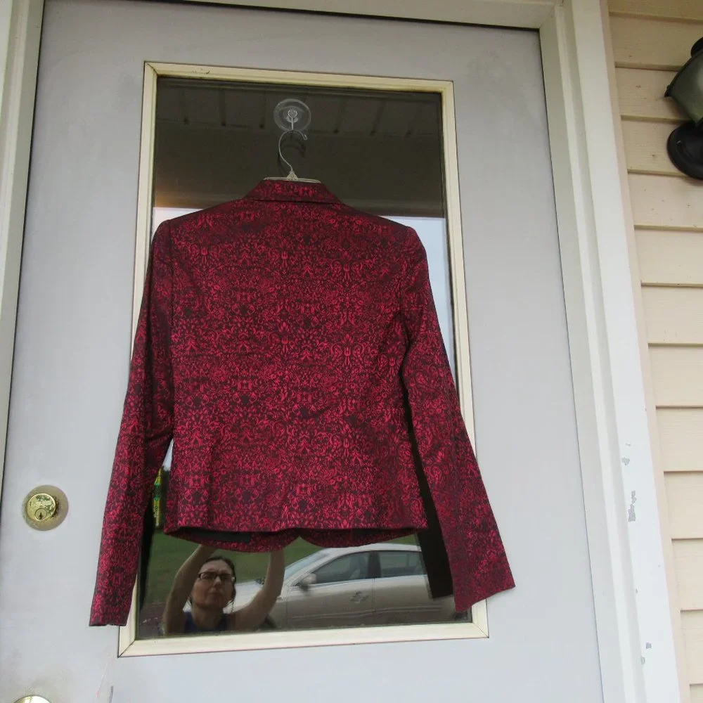 Last Chance NWT VINTAGE red & black print with shimmer blazer - Picture 10 of 16